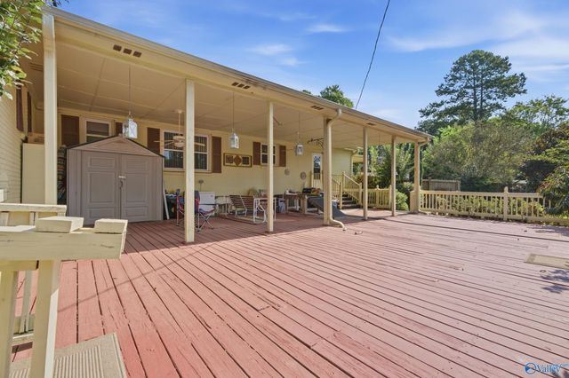 2211 Viscount Drive NW, Huntsville, AL 35810