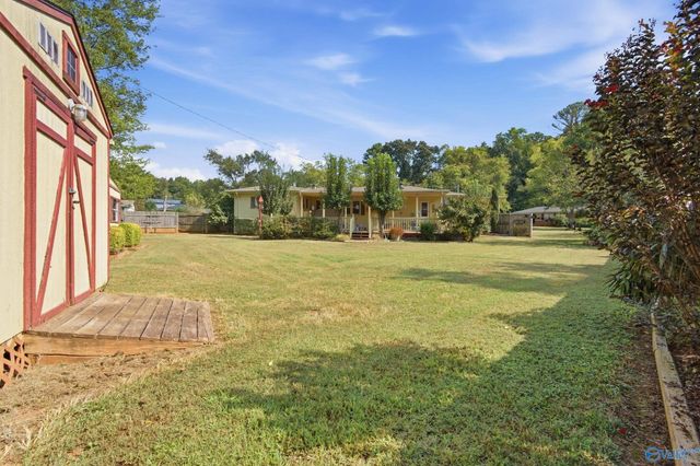 2211 Viscount Drive NW, Huntsville, AL 35810