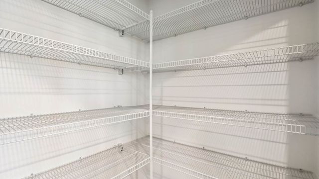 284 Snowdrop Lane, Elgin, IL 60124