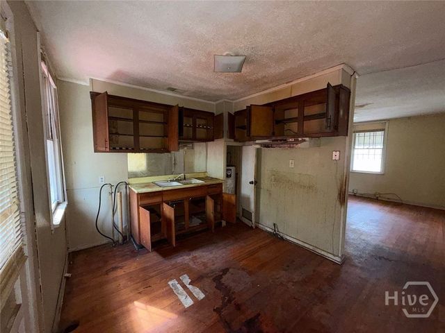 1307 Delesseps Avenue, Savannah, GA 31404