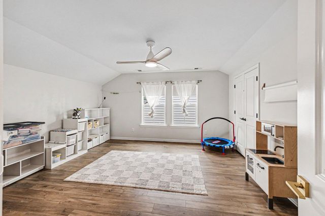 6028 Coral Berry Road, Hanahan, SC 29410