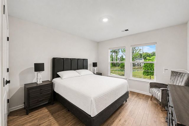 6028 Coral Berry Road, Hanahan, SC 29410