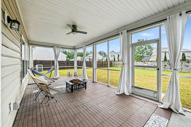 6028 Coral Berry Road, Hanahan, SC 29410