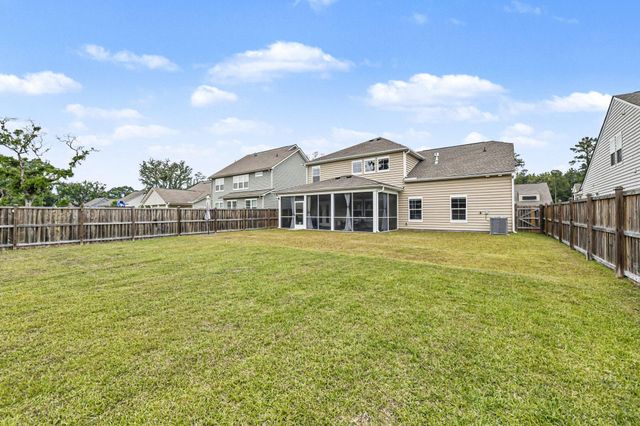 6028 Coral Berry Road, Hanahan, SC 29410