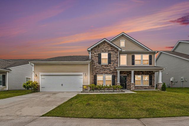 6028 Coral Berry Road, Hanahan, SC 29410