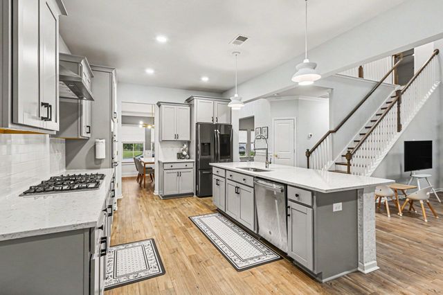 6028 Coral Berry Road, Hanahan, SC 29410