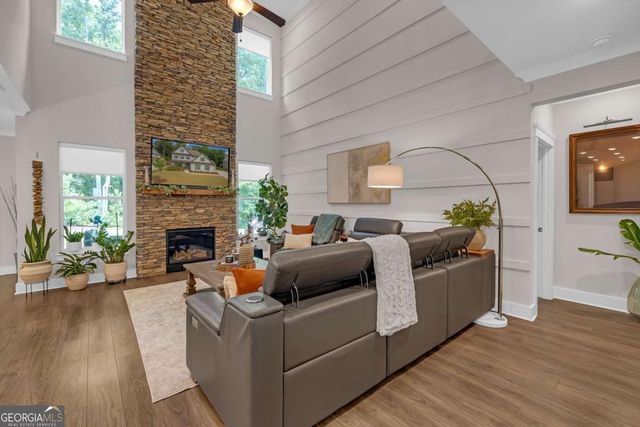 5332 Summer Oak Lane, Buford, GA 30518