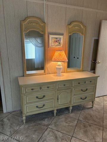 611 Charlemagne BLVD, Naples, FL 34112