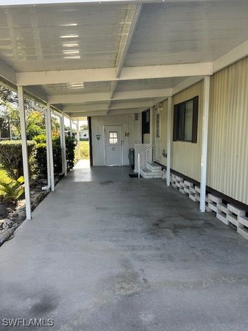 611 Charlemagne BLVD, Naples, FL 34112