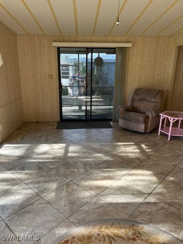 611 Charlemagne BLVD, Naples, FL 34112