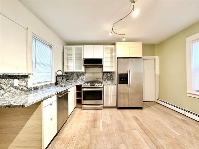 137 Sutton Street, Providence, RI 02903