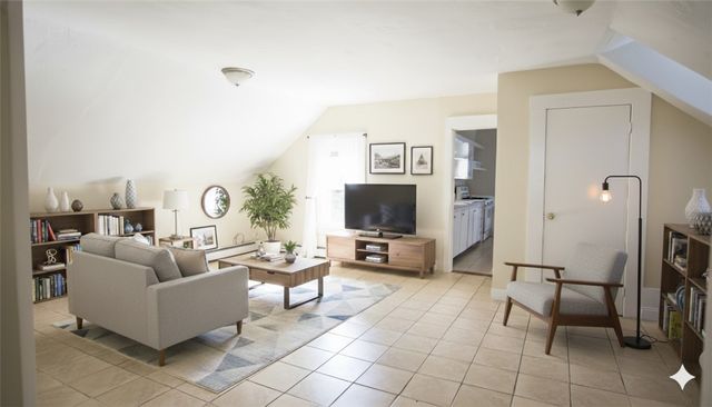 137 Sutton Street, Providence, RI 02903