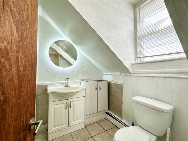 137 Sutton Street, Providence, RI 02903