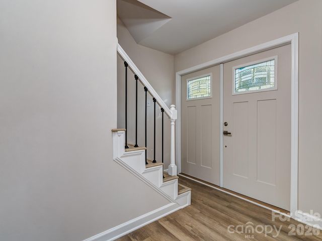 2041 Glouchester Circle, Charlotte, NC 28226