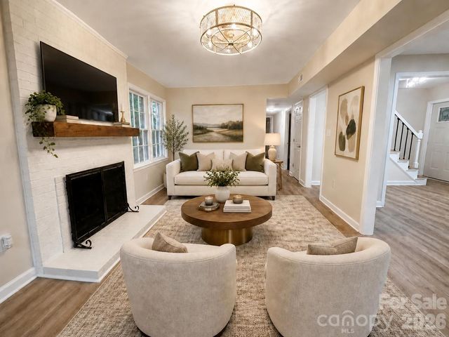 2041 Glouchester Circle, Charlotte, NC 28226