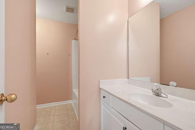 670 Chaseridge Drive, Mcdonough, GA 30253