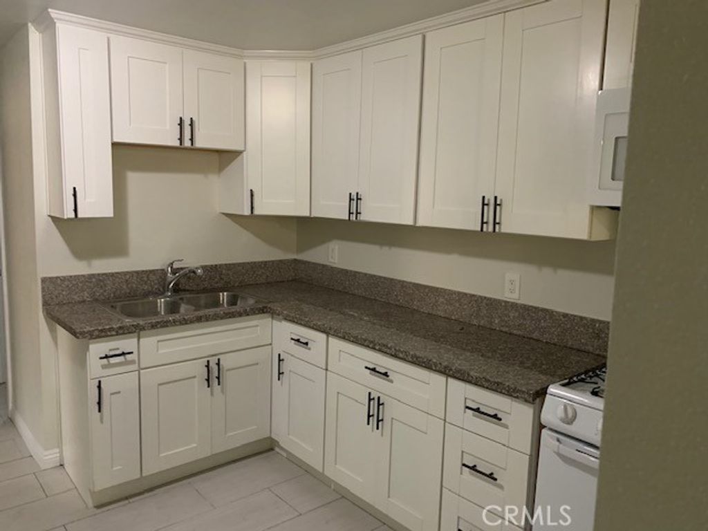 1634 W Parade Street A, Long Beach, CA 90810