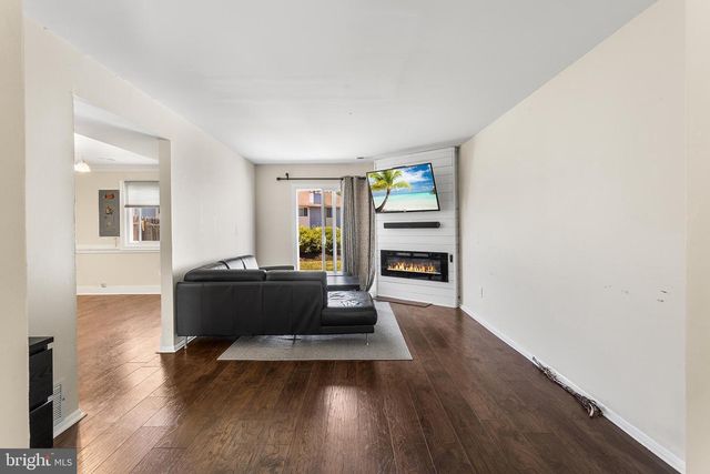 802 MASON RUN, Pine Hill, NJ 08021