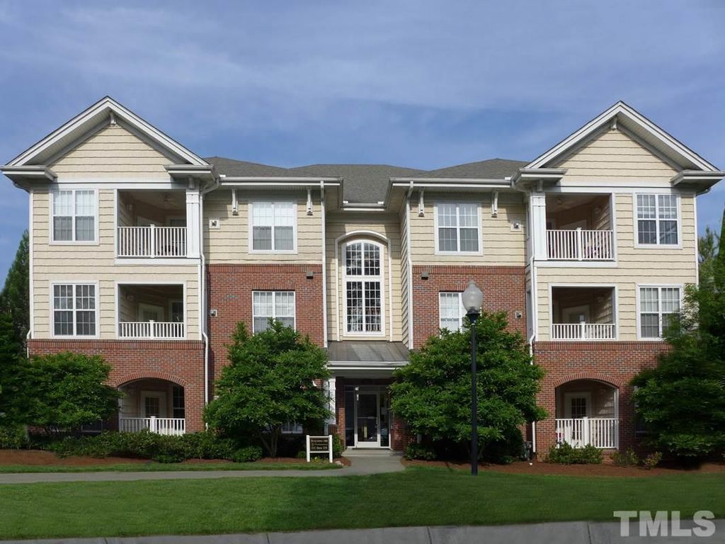 124 Providence Glen Drive, Chapel Hill, NC 27514