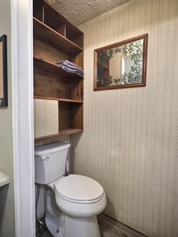 526 S County Road 159, Fremont, MO 63941