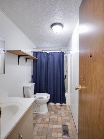 526 S County Road 159, Fremont, MO 63941