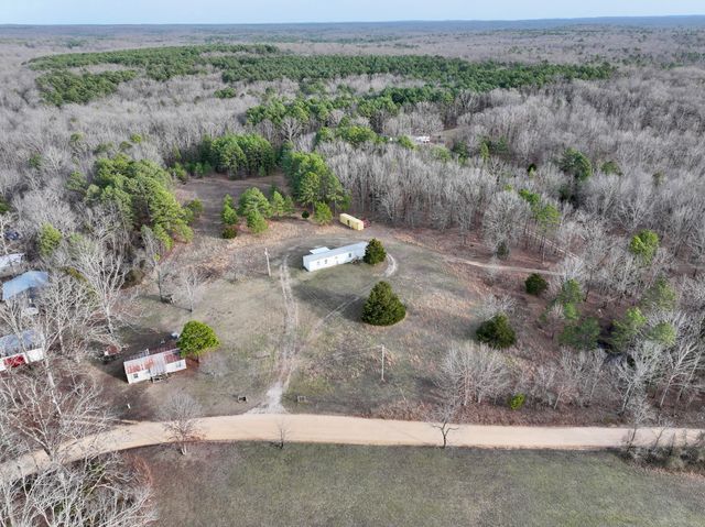 526 S County Road 159, Fremont, MO 63941