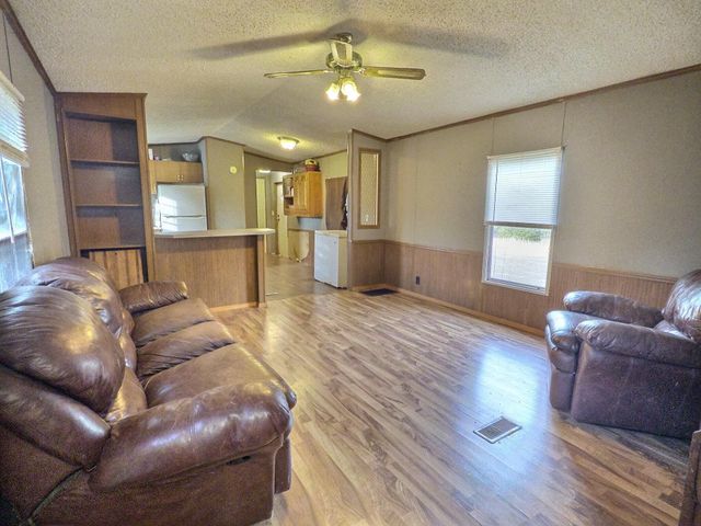 526 S County Road 159, Fremont, MO 63941