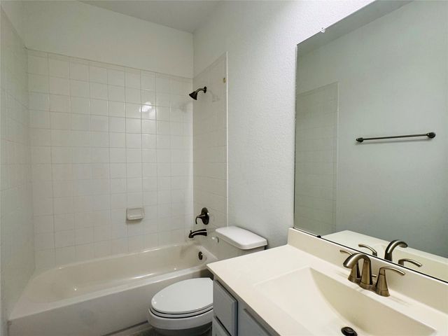 8403 Terrace Valley Circle, Richmond, TX 77407