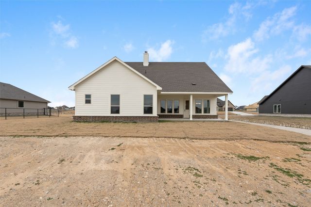 805 Valley Ridge Road, Van Alstyne, TX 75495