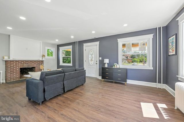 1411 MORTON AVE, Folsom, PA 19033