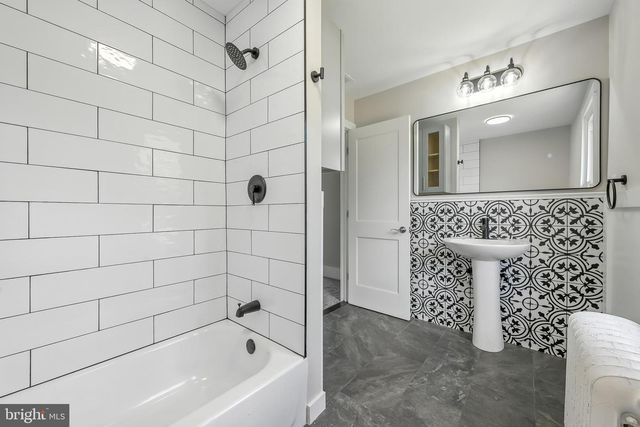 1411 MORTON AVE, Folsom, PA 19033