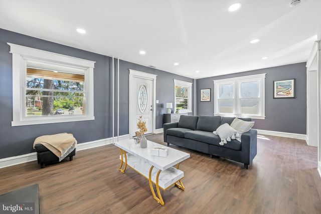 1411 MORTON AVE, Folsom, PA 19033