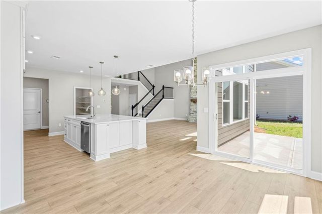 150 Hidden Fields Way, Hoschton, GA 30548
