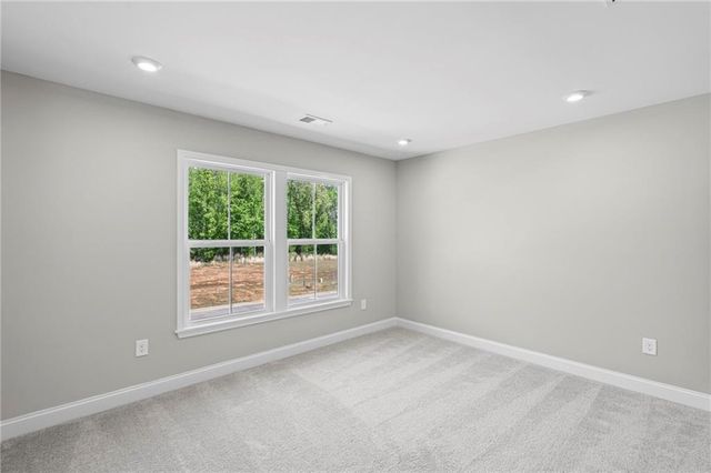 150 Hidden Fields Way, Hoschton, GA 30548