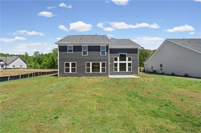 150 Hidden Fields Way, Hoschton, GA 30548