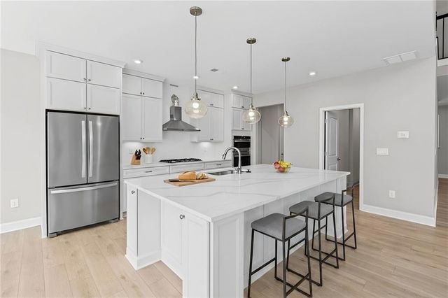 150 Hidden Fields Way, Hoschton, GA 30548