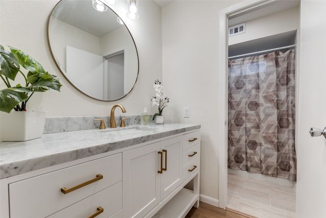 9506 Milltrail Drive, Dallas, TX 75238