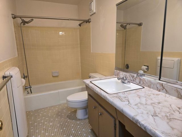 1840 Crompond Road 9A6, Peekskill, NY 10566