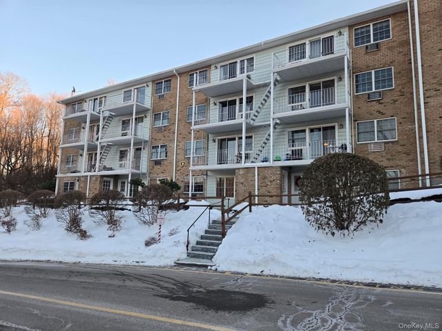 1840 Crompond Road 9A6, Peekskill, NY 10566