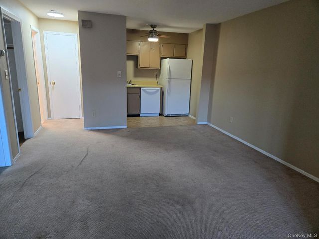 1840 Crompond Road 9A6, Peekskill, NY 10566