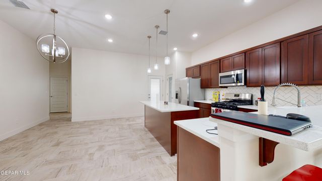 440 Soleil Road, Socorro, TX 79927