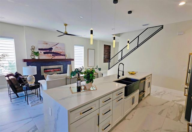 1156 COCOANUT AVENUE, Sarasota, FL 34236