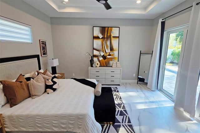 1156 COCOANUT AVENUE, Sarasota, FL 34236