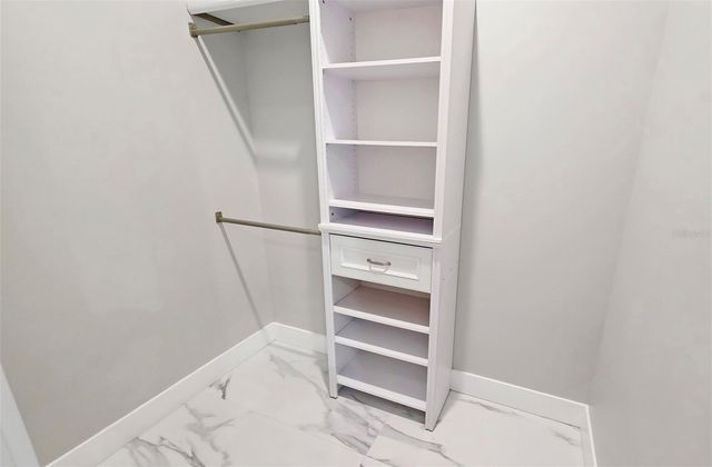 1156 COCOANUT AVENUE, Sarasota, FL 34236