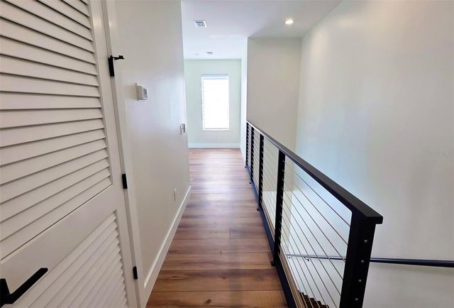 1156 COCOANUT AVENUE, Sarasota, FL 34236