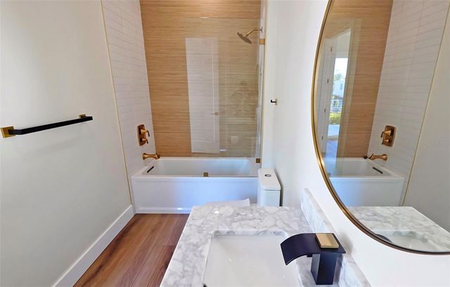 1156 COCOANUT AVENUE, Sarasota, FL 34236