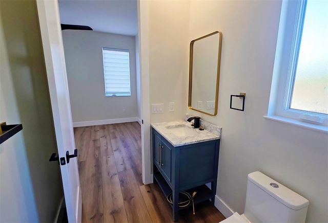 1156 COCOANUT AVENUE, Sarasota, FL 34236