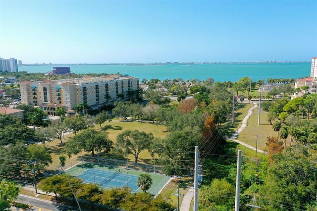 1156 COCOANUT AVENUE, Sarasota, FL 34236