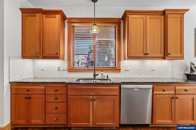 1126 Cascara Lp S, Salem, OR 97302