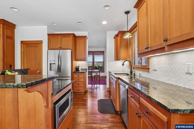 1126 Cascara Lp S, Salem, OR 97302